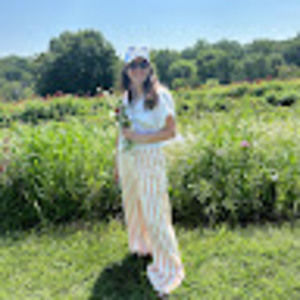 Meet your Posher, Talia